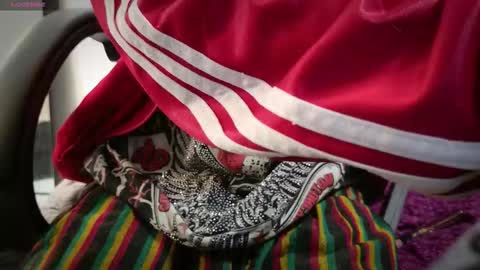 VANHELSIN online show from December 1, 7:50 pm