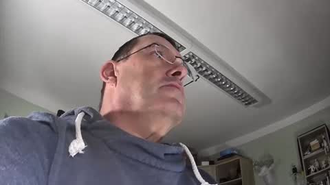 vapinghans online show from January 2, 5:57 am