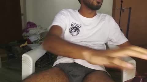 varunnvk online show from December 16, 8:41 am