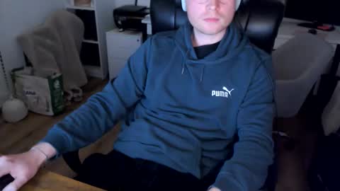 Vaslo online show from April 3, 5:10 pm