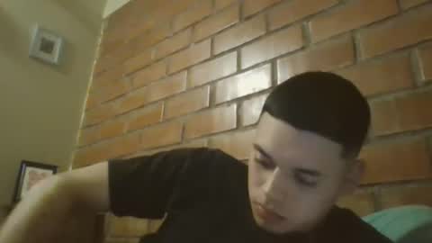 velasmanu1 online show from October 8, 2:16 am