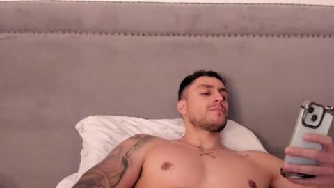 Emm online show from February 23, 9:38 pm