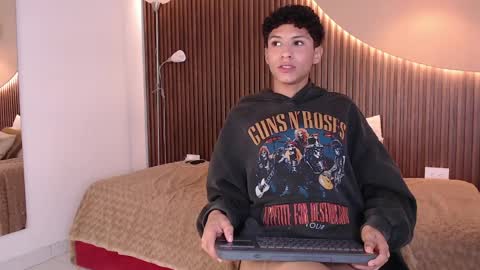 An online show from April 10, 5:14 am