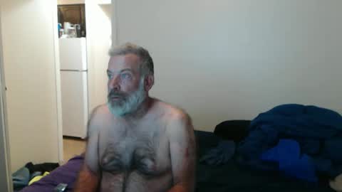 Snapshot of veryveryhairmanindenver chatting on October 21, 12:03 am hairy man online show from October 21, 12:03 am