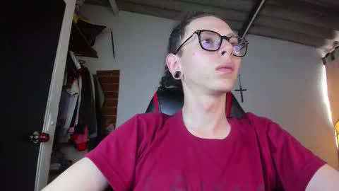 Vicent Brais online show from February 12, 5:08 pm