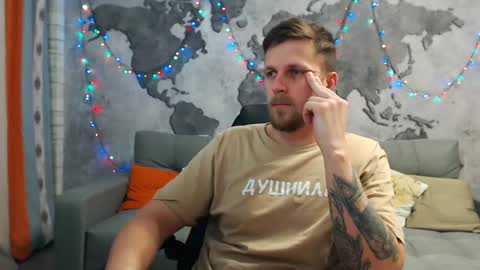 vikingchrisss online show from December 30, 10:32 am