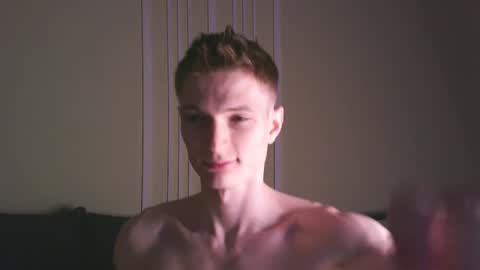 Snapshot of viksons chatting on October 12, 10:48 pm Max online show from October 12, 10:48 pm