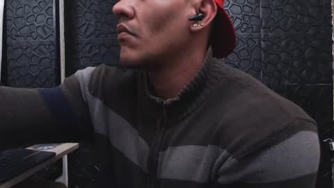 Viktor Herrera online show from October 13, 1:22 am