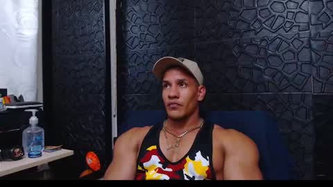 Viktor Herrera online show from January 5, 12:31 am