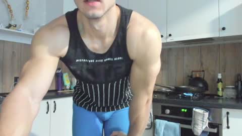 Snapshot of vincent_o chatting on December 27, 8:13 am Vincent. uncut 18cm online show from December 27, 8:13 am