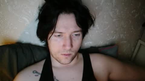 vitiligoboyy online show from February 26, 12:23 am