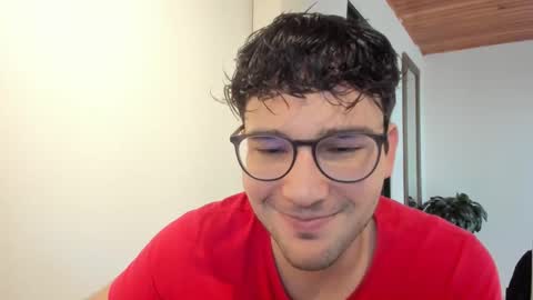 Vito Ferrer online show from November 20, 8:18 pm