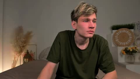 Dan online show from February 8, 4:40 am