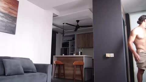 w_witcher online show from November 21, 1:37 am