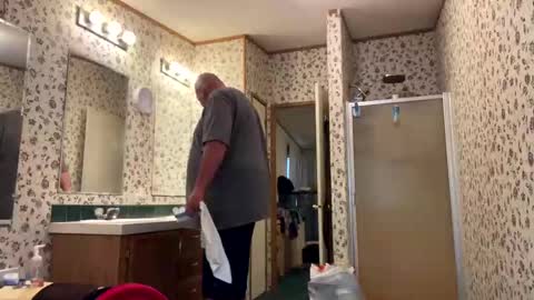 wadd4u1 online show from October 5, 4:00 pm