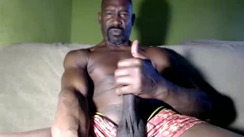 Snapshot of waleswusup chatting on January 28, 3:14 pm Champion Lover online show from January 28, 3:14 pm