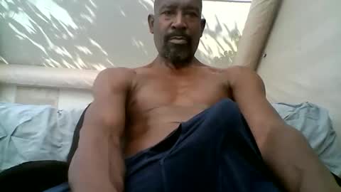 Snapshot of waleswusup chatting on October 2, 4:33 pm Champion Lover online show from October 2, 4:33 pm