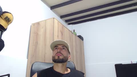 WALTER BROWN  online show from October 28, 5:48 pm