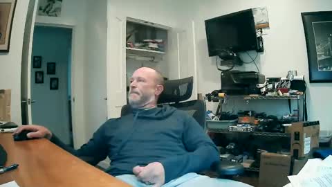 weseeyouwatching online show from December 1, 7:17 pm