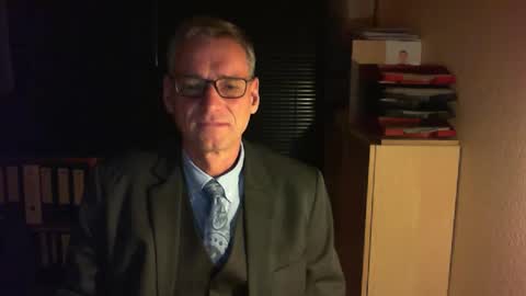 Franz online show from December 5, 6:37 pm