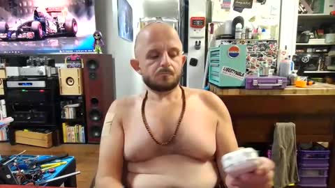 Snapshot of wheelzie chatting on January 9, 11:36 am wheelzie online show from January 9, 11:36 am