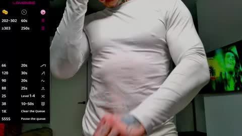 Max online show from March 28, 1:33 pm