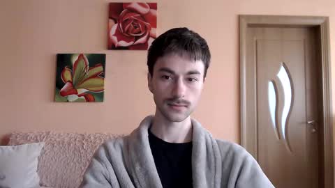 Tom online show from March 5, 12:01 pm