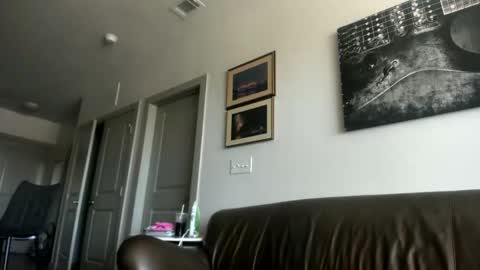 just  str8 stud nut  1000 online show from October 21, 6:55 pm