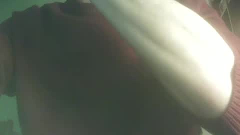 Snapshot of whiteduke81 chatting on February 18, 2:16 am Whiteduke online show from February 18, 2:16 am