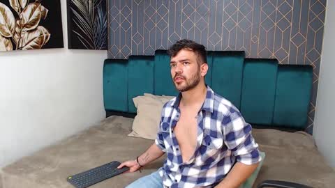 Dylan white online show from February 13, 5:54 pm