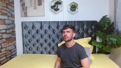 Dylan white online show from February 8, 5:29 pm