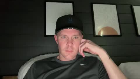 whoops1017 online show from April 2, 6:49 pm