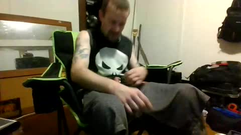 willydogg83 online show from March 20, 6:17 am