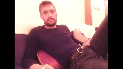 willylee88 online show from March 7, 11:29 am