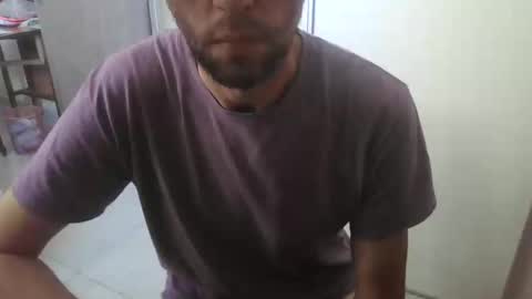 willyturin online show from October 31, 7:06 pm