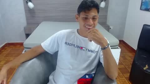 Wiltom online show from November 6, 3:31 am