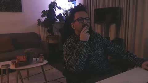 cream36 online show from March 25, 11:42 pm