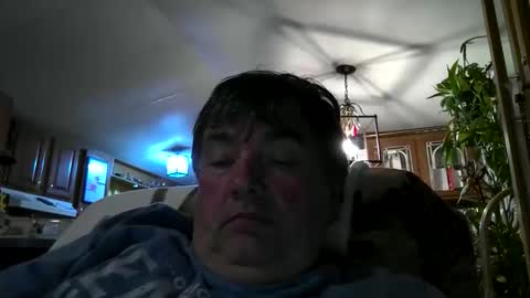 wldlife online show from April 1, 1:07 am