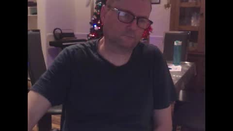 wobble444 online show from December 16, 2:40 am