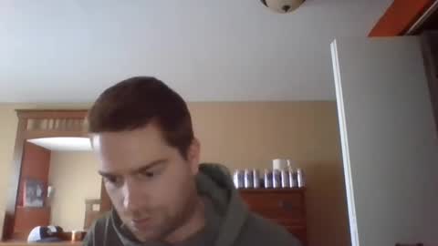 Snapshot of woodeee77 chatting on December 23, 5:32 pm woodeee77 online show from December 23, 5:32 pm