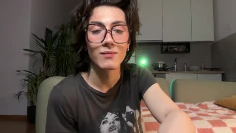 Glen online show from March 29, 5:02 pm