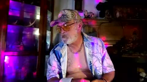 Snapshot of wscooter1 chatting on September 30, 1:12 am SCOOTER online show from September 30, 1:12 am