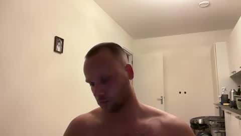 joejoe online show from January 24, 7:39 pm