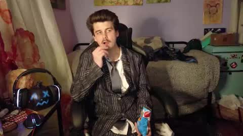 Wyatt online show from November 1, 12:58 am