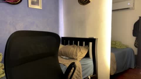 Xander bonnet online show from September 10, 11:53 am