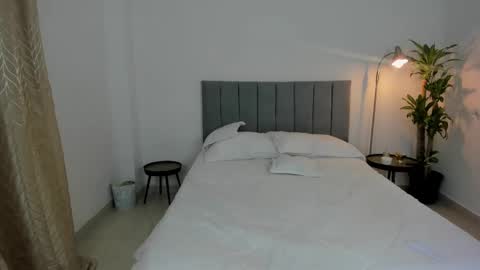 xander_hot7 online show from February 22, 6:28 am