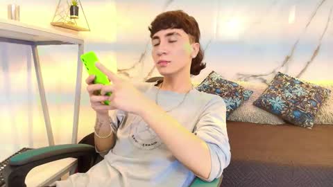 xandergrey8 online show from March 4, 7:54 pm