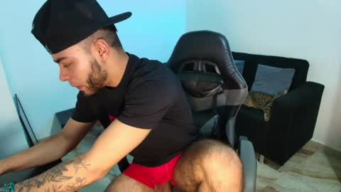 Xanderstone online show from April 5, 5:53 pm