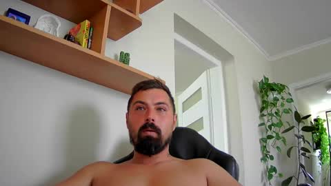 xfikusx44 online show from August 4, 10:21 am