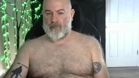 MrSlowBurn77 online show from March 2, 3:28 am